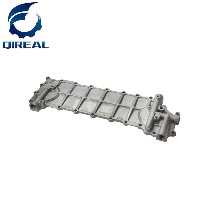 ME150441 Excavator Engine Parts 6D22 Engine Oil Cooler Cover ME054549 ME150453