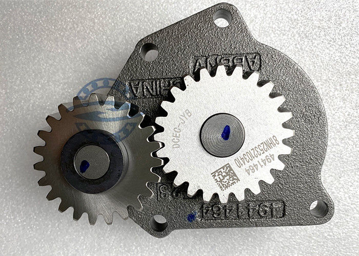 Truck Parts 6L Isle Diesel Engine Lubriing Oil Pump 4941464