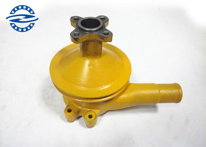 Heavy Duty Machinery  Excavator Hydraulic Parts 4D94 Water Pump OEM 6140-60-1110