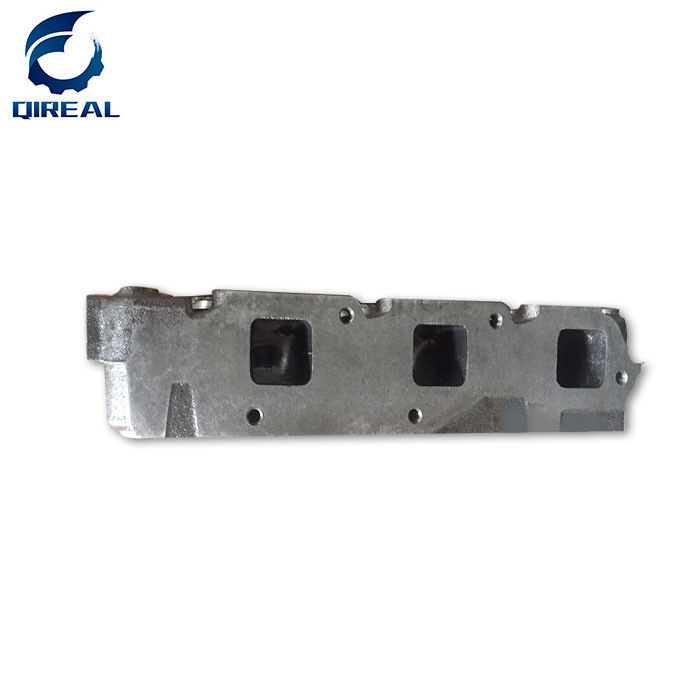 D1703 v1305 v3300DI  For Tractor Spare Parts Kubota Engine Cylinder Head