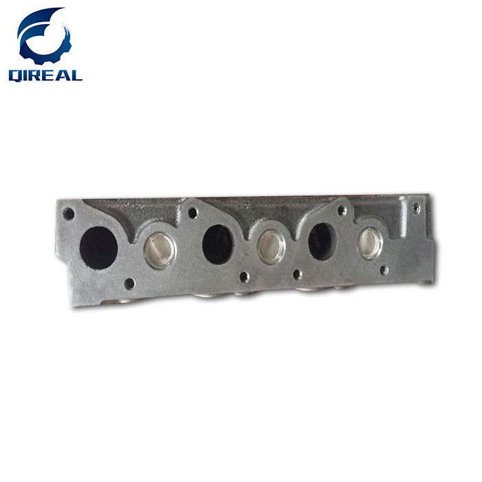 D1703 v1305 v3300DI  For Tractor Spare Parts Kubota Engine Cylinder Head