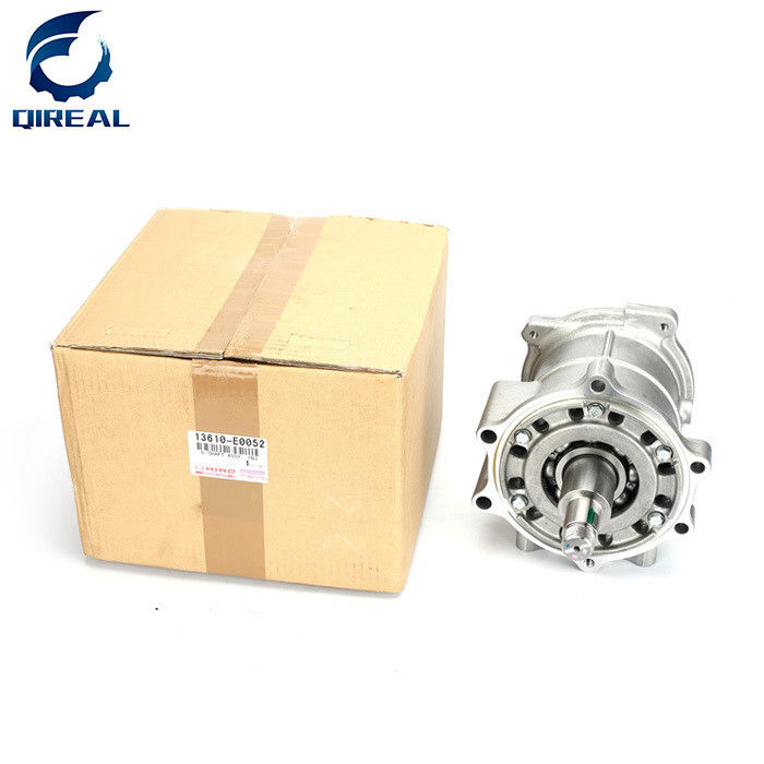 136102260A J08E Fuel Injection Pump Head 13610-E0052 S1361-02260 For SK350-8 Excavator
