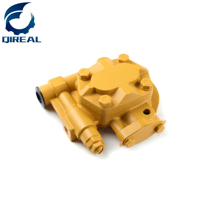 PC200-3 PC200-5 Hydraulic Transmission Gear Oil Pump 704-24-28230 708-25-01064