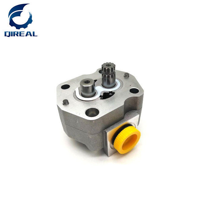 ZX70 ZX75 4472007 Gear Pump Charge Pump Hydraulic Gear Pump Pilot Pump for Excavator